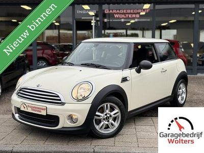 Wit Gebruikt 2012 Mini ONE Hatchback | € 7.450 (Duur)