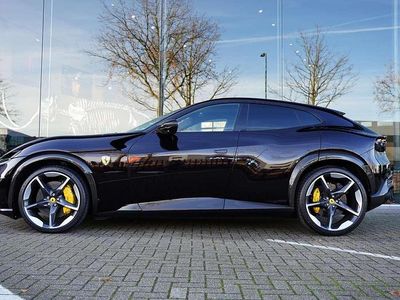 Zwart Gebruikt 2024 Ferrari Purosangue SUV | € 555.888