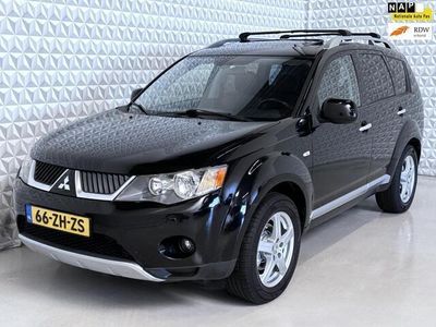 tweedehands Mitsubishi Outlander 2.2 DI-D Instyle AWD 4X4 7-persoons (2008)