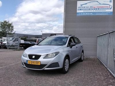 Grijs (metallic) Gebruikt 2011 Seat Ibiza ST Reference Stationwagen | € 3.450 (Super prijs)