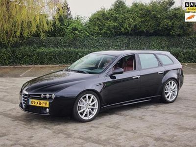 tweedehands Alfa Romeo 159 Sportwagon 2.4 JTD Q-Tronic Automaat Leer/19"