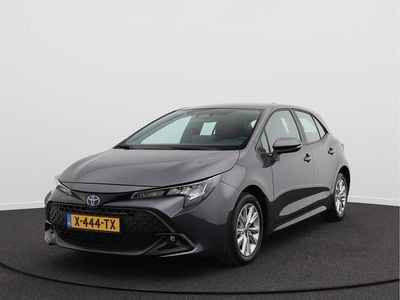 Occasion Toyota Corolla Hybrid Active 120 PK (88 kW) 2024 Grijs (metallic) Hatchback