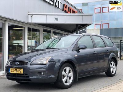 tweedehands Ford Focus Wagon 1.8-16V Ambiente Flexifuel - Airco