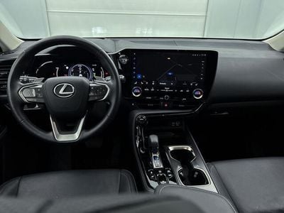 Lexus NX450h+