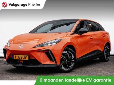 Occasion MG MG4 EV Luxury 150 kW (204 PK) 2023 Oranje Hatchback
