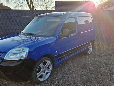 Blauw Occasion 2006 Peugeot Partner MPV | € 2.650 (Iets duurder)