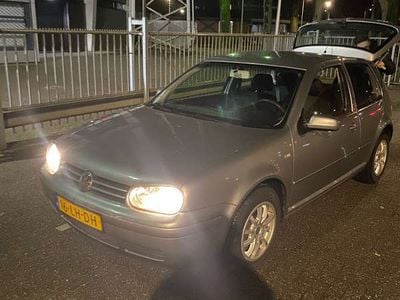 VW Golf IV
