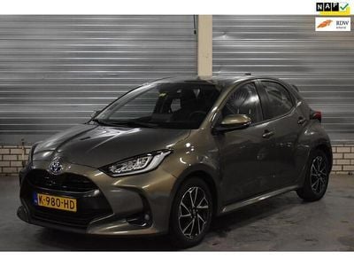 Bruin Occasion 2021 Toyota Yaris Hatchback | € 16.450 (Goede deal)