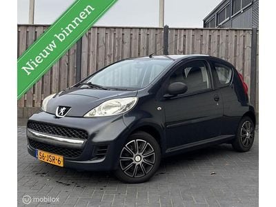 Occasion Peugeot 107 68 PK (50 kW) 2009 Grijs Hatchback