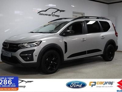 Grijs Gebruikt 2023 Dacia Jogger Extreme MPV | € 21.400 (Eerlijke prijs)