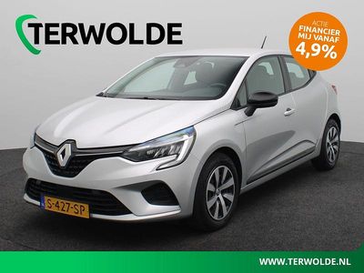 Grijs Occasion 2023 Renault Clio V Equilibre Hatchback | € 14.945 (Goede deal)