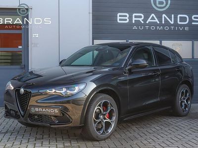 Grijs (metallic) Occasion 2024 Alfa Romeo Stelvio Veloce SUV | € 60.950