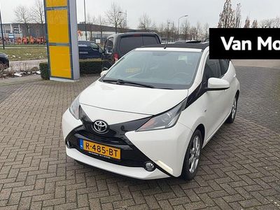 Occasion Toyota Aygo X-wave 69 PK (50 kW) 2014 Wit Hatchback