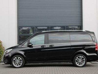 Mercedes V220