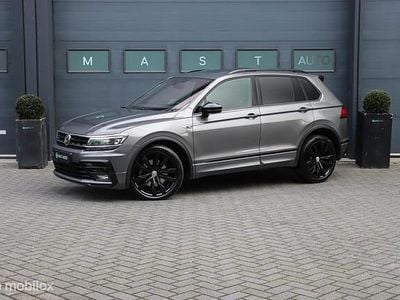 Grijs (metallic) Occasion 2019 VW Tiguan Highline SUV | € 28.740