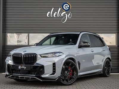 Grijs (metallic) Gebruikt 2024 BMW X5 M Sport SUV | € 94.795 (Eerlijke prijs)