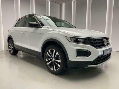 Wit Occasion 2020 VW T-Roc IQ Drive SUV | € 26.500 (Duur)