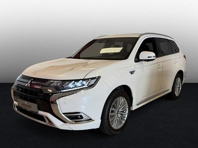 Wit Gebruikt 2019 Mitsubishi Outlander P-HEV Instyle SUV | € 25.450 (Eerlijke prijs)