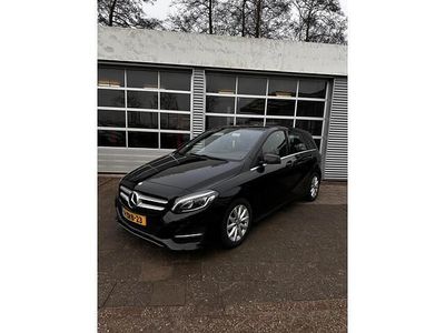 Occasion Mercedes B180 109 PK (80 kW) 2015 Zwart MPV