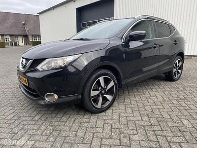 Zwart Occasion 2015 Nissan Qashqai Acenta SUV | € 7.650 (Eerlijke prijs)