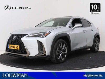 tweedehands Lexus UX 250h 2WD F Sport Line | e stoelen | Sunroof |