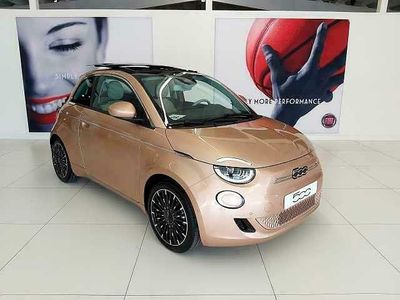 Roze Gebruikt 2022 Fiat 500e La Prima SUV | € 39.500