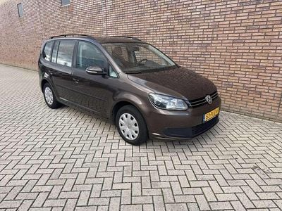 Bruin Gebruikt 2011 VW Touran Trendline MPV | € 4.950 (Eerlijke prijs)