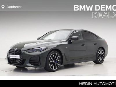 Groen (metallic) Gebruikt 2024 BMW 420 M Sport Coupé | € 52.895 (Eerlijke prijs)