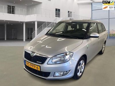Grijs, metallic lak Gebruikt 2011 Skoda Fabia GreenLine Hatchback | € 2.395 (Eerlijke prijs)