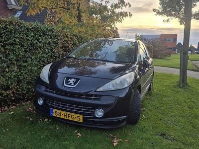 Zwart Gebruikt 2008 Peugeot 207 Hatchback | € 1.950 (Eerlijke prijs)