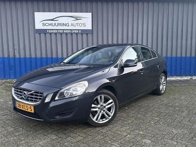 Grijs Gebruikt 2012 Volvo S60 Momentum Sedan | € 5.999 (Super prijs)