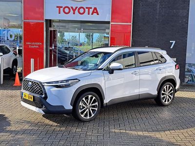 Wit Occasion 2023 Toyota Corolla Cross Style SUV | € 32.700 (Eerlijke prijs)