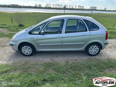 tweedehands Citroën Xsara Picasso 1.6i Image