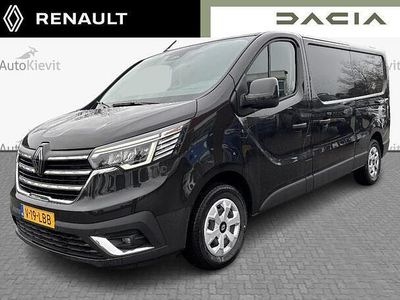 Zwart Occasion 2024 Renault Trafic MPV | € 29.950 (Eerlijke prijs)