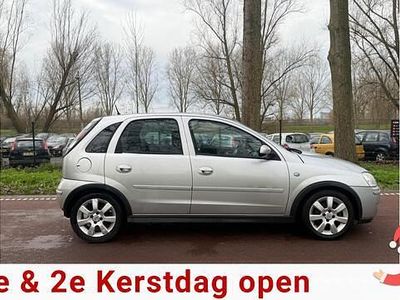 Grijs Gebruikt 2006 Opel Corsa Hatchback | € 1.149 (Eerlijke prijs)