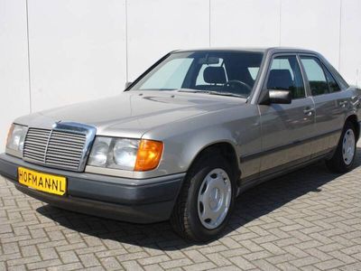 tweedehands Mercedes E230 