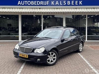 Zwart Gebruikt 2005 Mercedes C200 Elegance Sedan | € 3.495