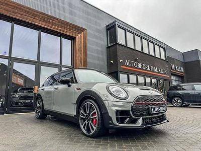 Grijs (metallic) Gebruikt 2021 Mini John Cooper Works Clubman Stationwagen | € 39.650 (Eerlijke prijs)