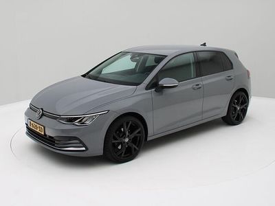 Occasion VW Golf VIII Business+ 131 PK (96 kW) 2022 Grijs Hatchback