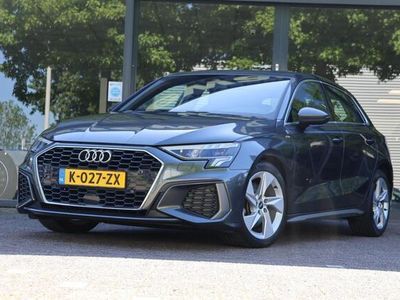 Grijs Gebruikt 2021 Audi A3 Sportback S-Line Hatchback | € 24.445 (Goede deal)