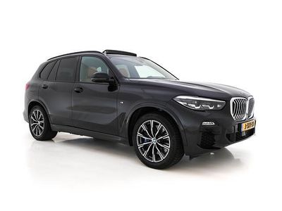 Zwart Gebruikt 2020 BMW X5 Executive SUV | € 40.945 (Eerlijke prijs)