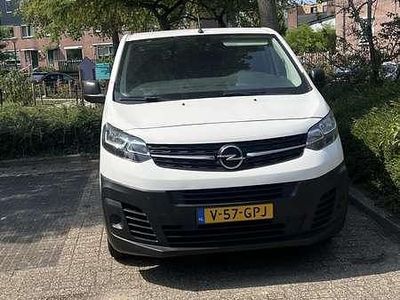 Wit Gebruikt 2021 Opel Vivaro-e Combi Van | € 20.000