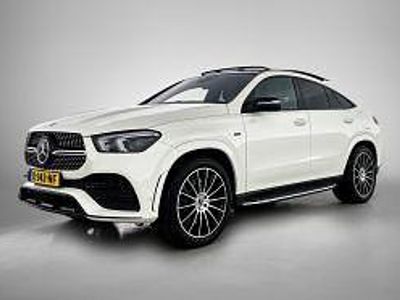 Manufaktur diamantwit bright metallic Gebruikt 2021 Mercedes 350 AMG Coupé | € 74.945