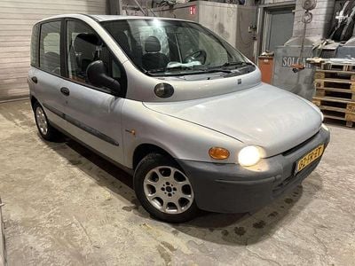 Grijs Gebruikt 2000 Fiat Multipla MPV | € 1.600