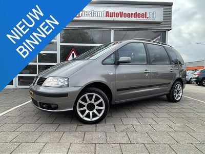 Grijs Occasion 2006 Seat Alhambra Reference MPV | € 2.949 (Eerlijke prijs)