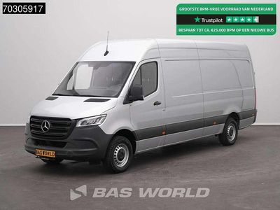 Zilver Occasion 2023 Mercedes Sprinter Van | € 29.900 (Goede deal)