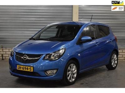 Blauw (metallic) Occasion 2016 Opel Karl Innovation Hatchback | € 6.450 (Eerlijke prijs)