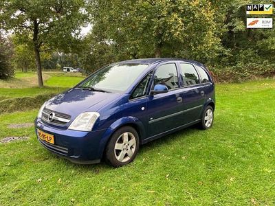 Blauw Gebruikt 2005 Opel Meriva MPV | € 1.195 (Eerlijke prijs)