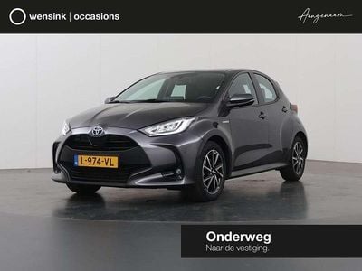 Grijs Occasion 2021 Toyota Yaris Hybrid Hatchback | € 17.935 (Eerlijke prijs)