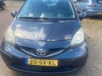 Occasion Toyota Aygo 68 PK (50 kW) 2006 Zwart Hatchback